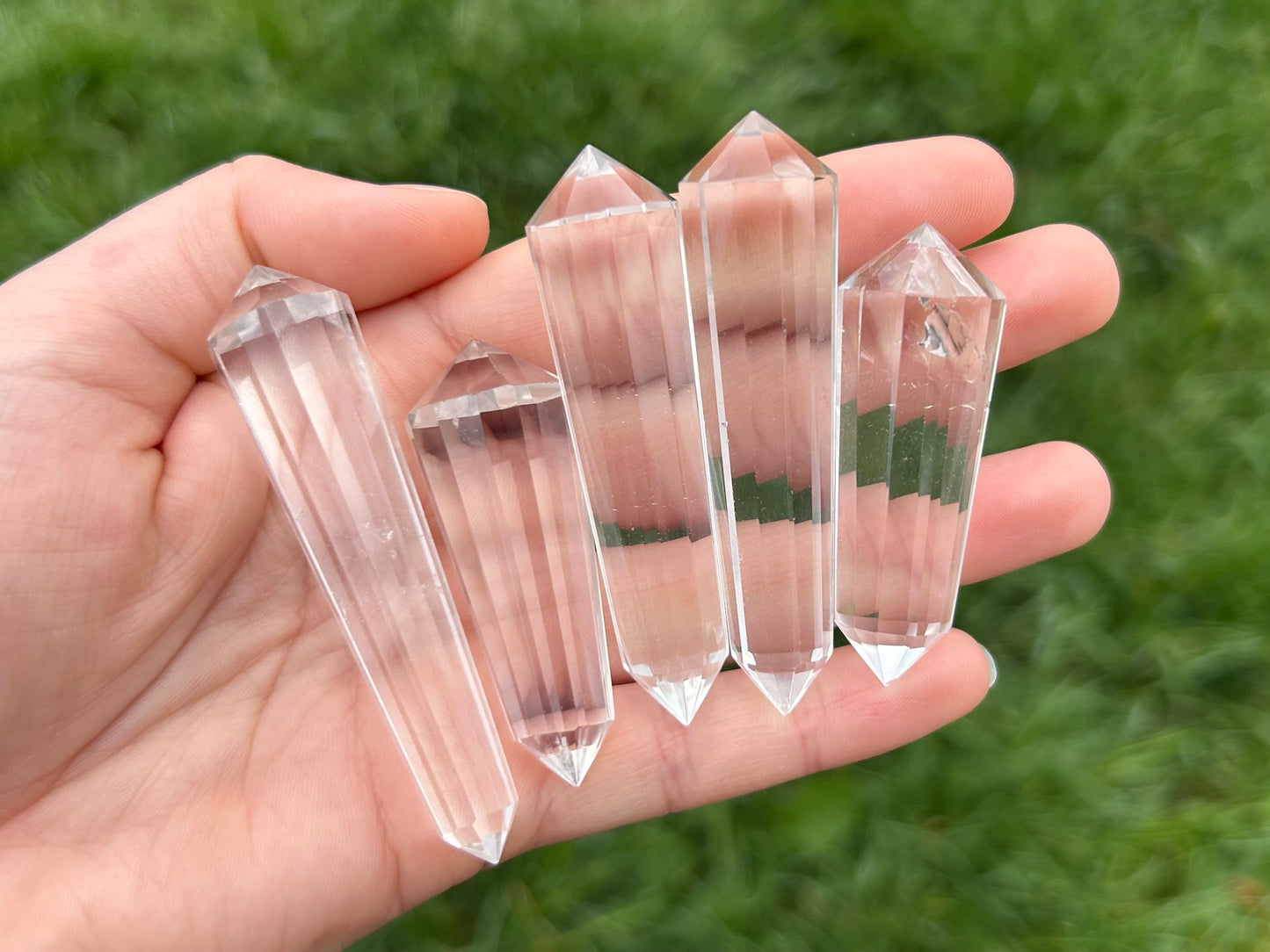 AAA Clear Quartz Mini Vogels - Lilith and Athena Wholesale