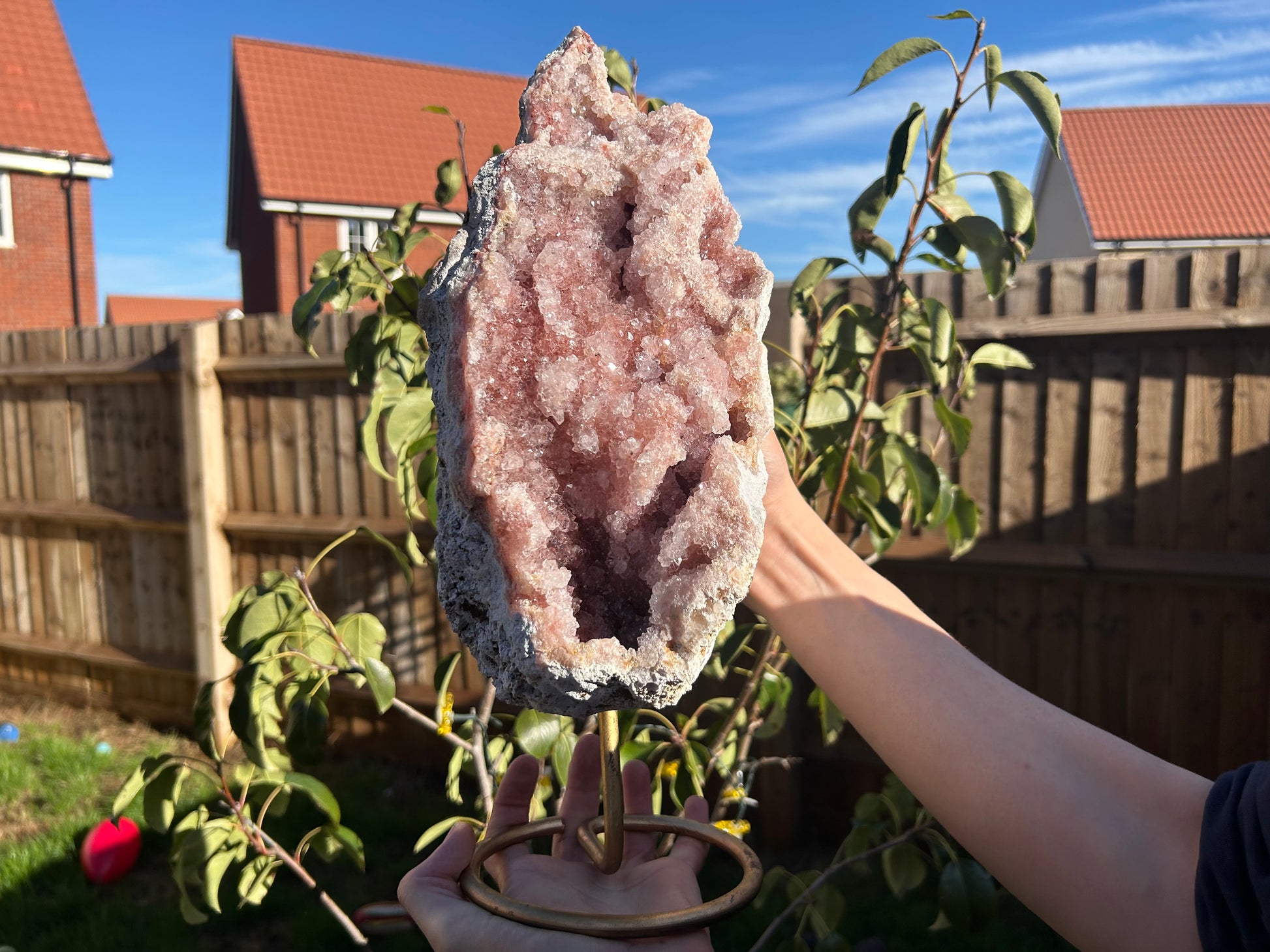 Pink Amethyst Statement on Stand 5kg - Lilith and Athena Wholesale