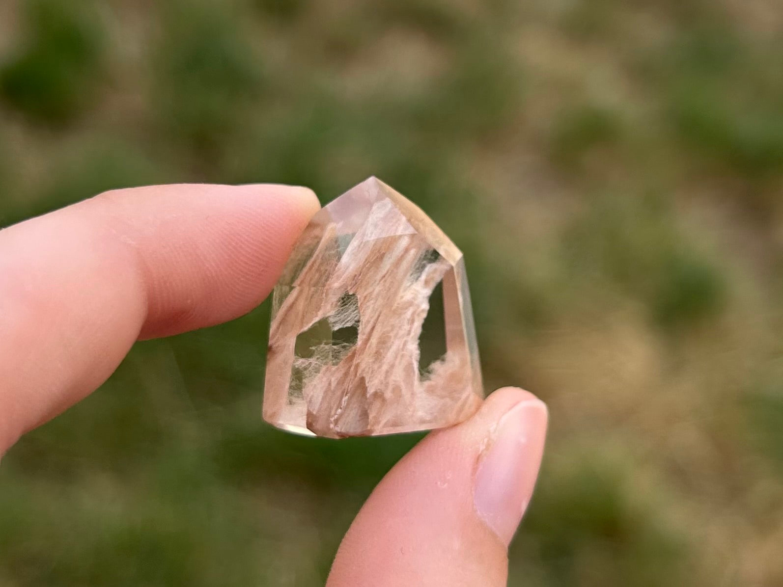 A+ Quality Mixed Inclusion Quartz - Lilith and Athena Wholesale