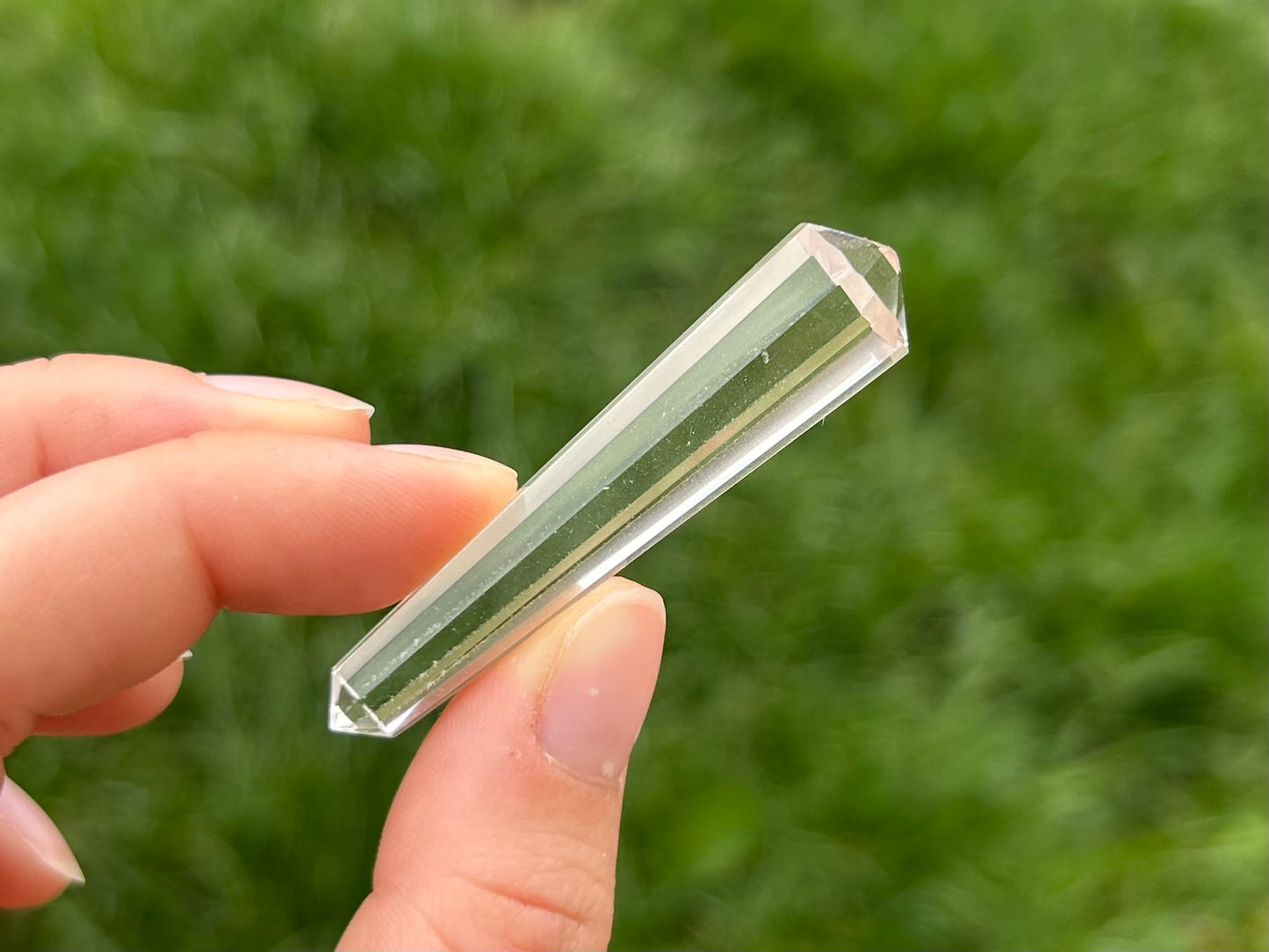 AAA Clear Quartz Mini Vogels - Lilith and Athena Wholesale