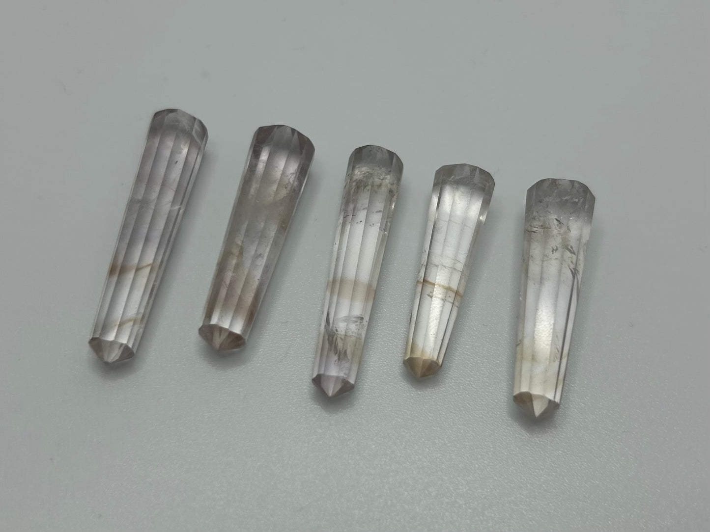 UV Reactive Powerlite in Quartz Vogels - Lilith and Athena Wholesale